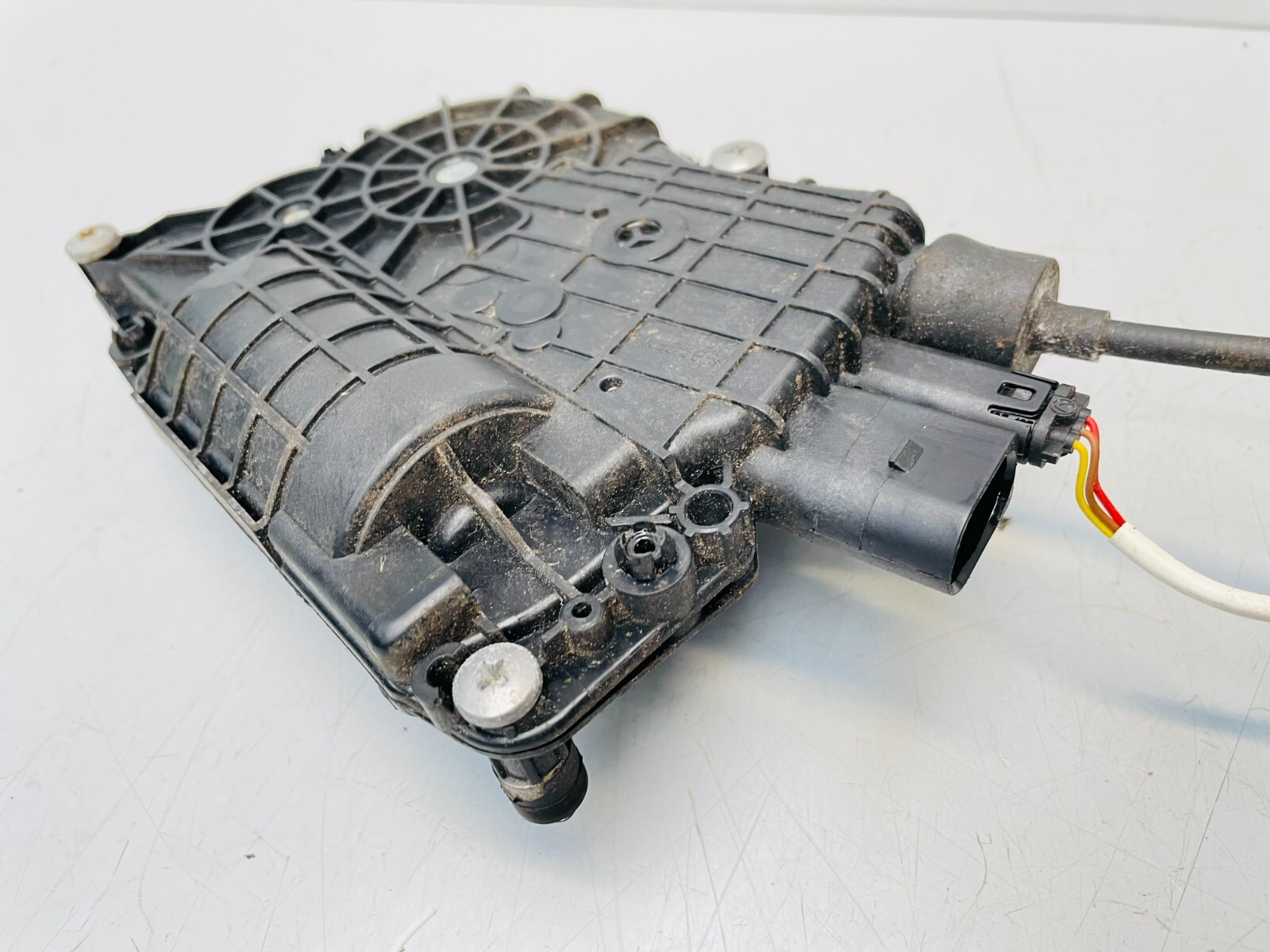 BMW 7 Serija F01 2008 RHD Front Door Lock Right Side Soft Close  