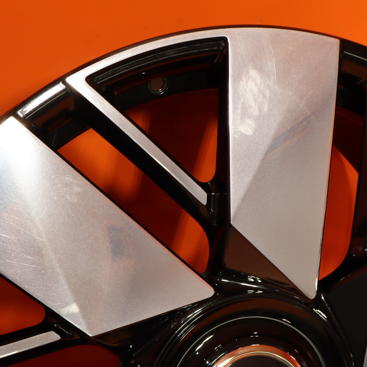 Rolls-Royce Cullinan 2025-2026 Front Wheel