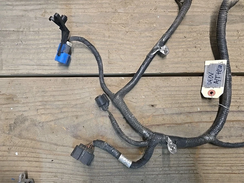 Ford Crown Victoria Vic 2004 transmisión automática aire acondicionado arnés de cableado telar Foto 2 de 4