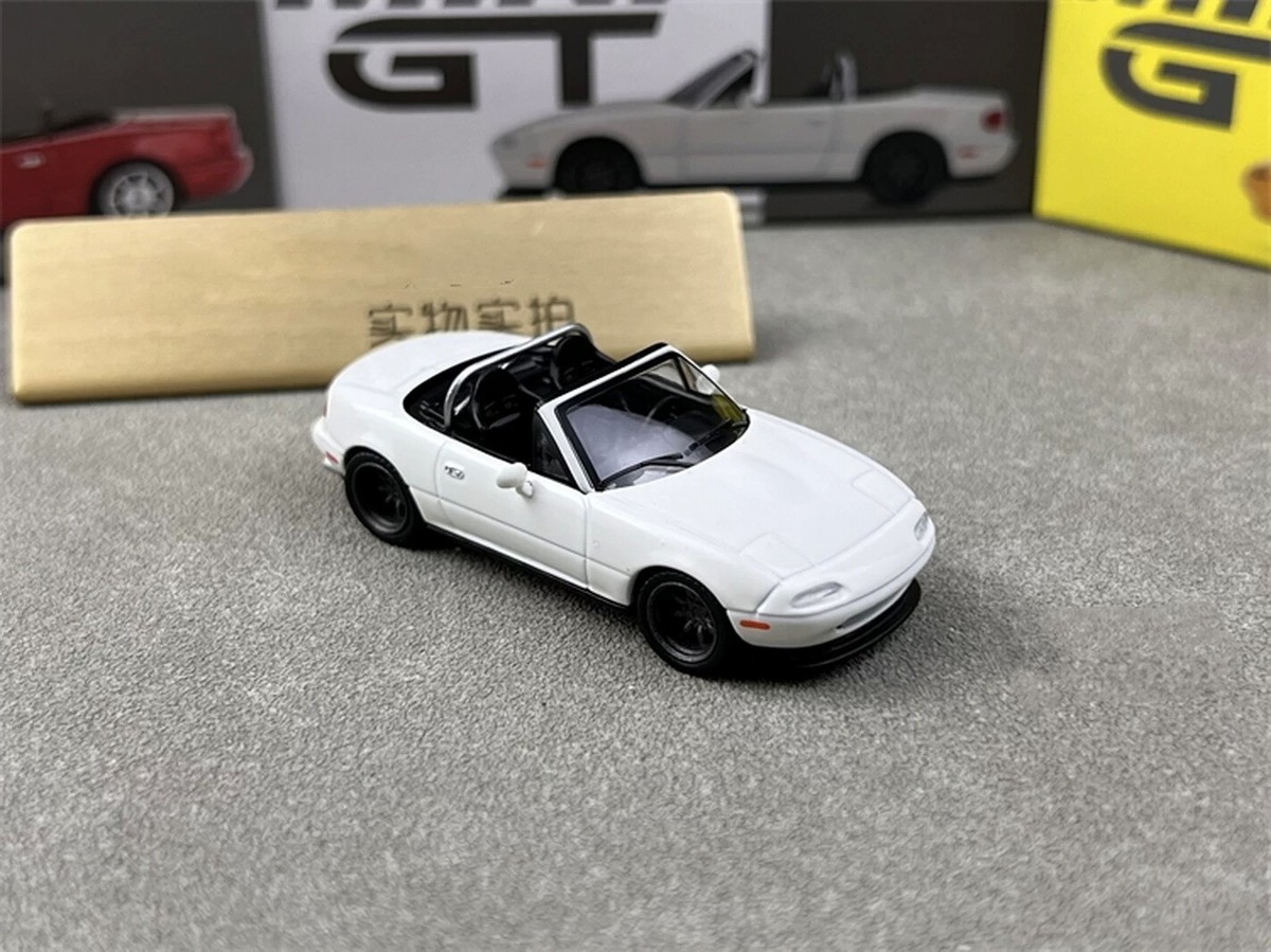 ミニカー MINI GT Mazda Miata MX-5 Classic White Mini GT Mazda Miata MX-5 Tuned Version Classic White 1:64