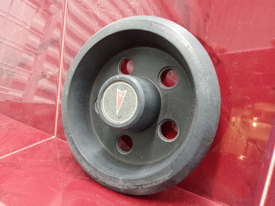 Pontiac Grand Am Sunbird Fiero Phoenix 1985-1989 (1) tapacubos central OEM #10023936 Foto 2 de 4