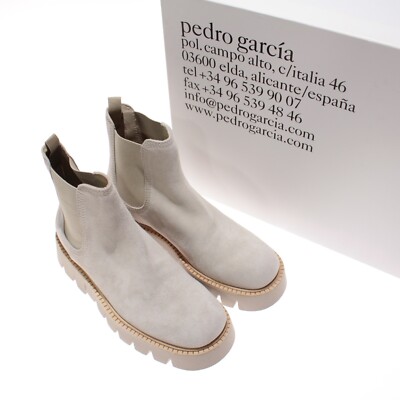 Pedro Garcia NWD Salinda Chelsea Lug Sole Boots Size 38 US 8 in Gray Suede