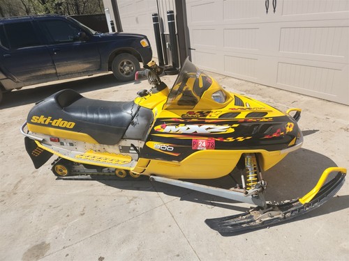 2002 SKI-DOO MXZ-700R zx right front trailing ADSA arm spindle saddle bushing R - Picture 4 of 16