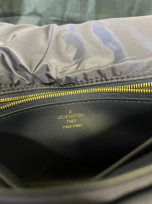 ルイヴィトン (LV SKI) ツイスト MM M23386 ショルダーバッグ LOUIS VUITTON（ルイ・ヴィトン） ツイスト MM M23386 ショルダー