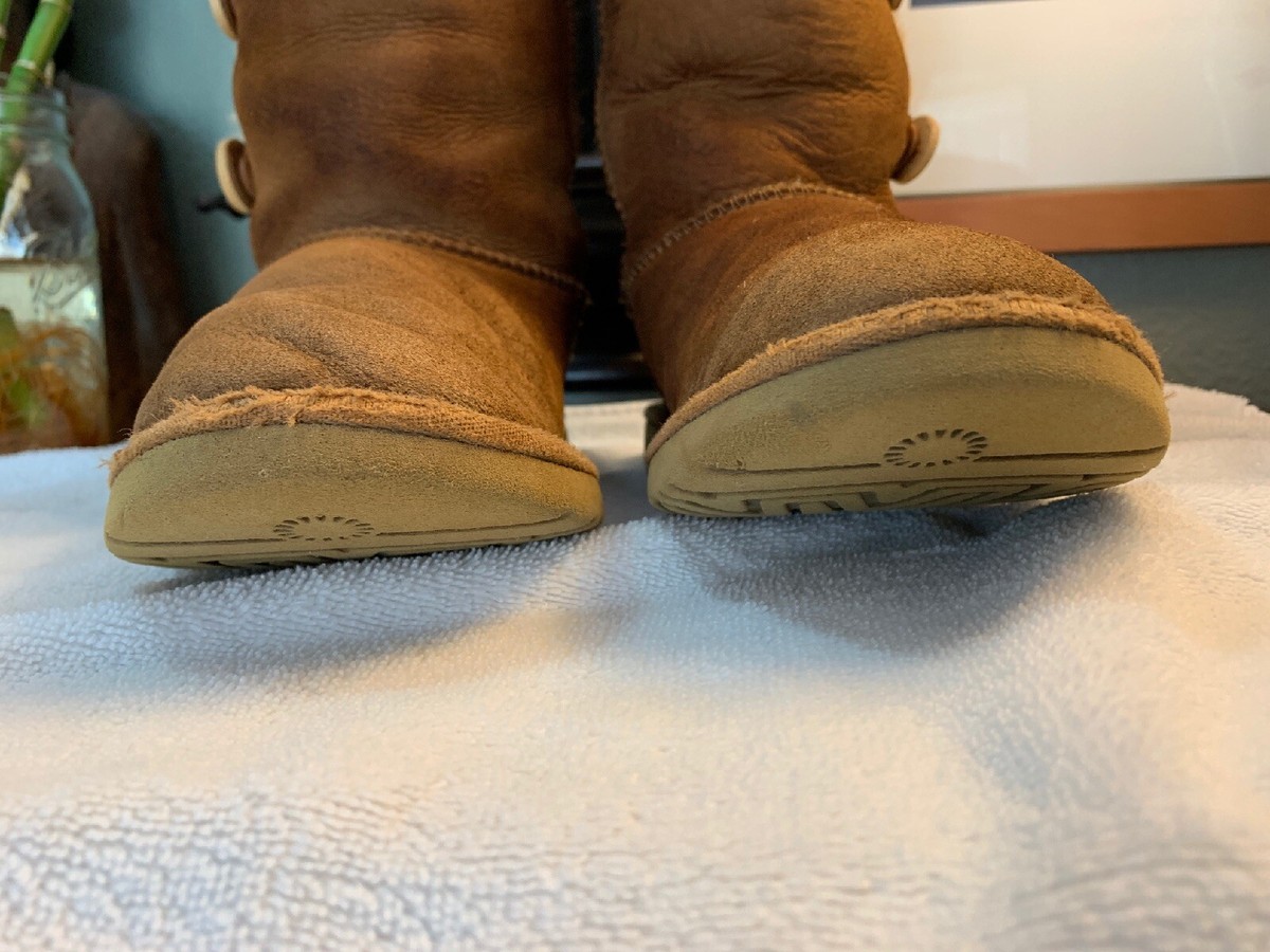 アグオーストラリアベイリーボタントリプレットUS9 Ugg Bailey Button Triplet | eBay