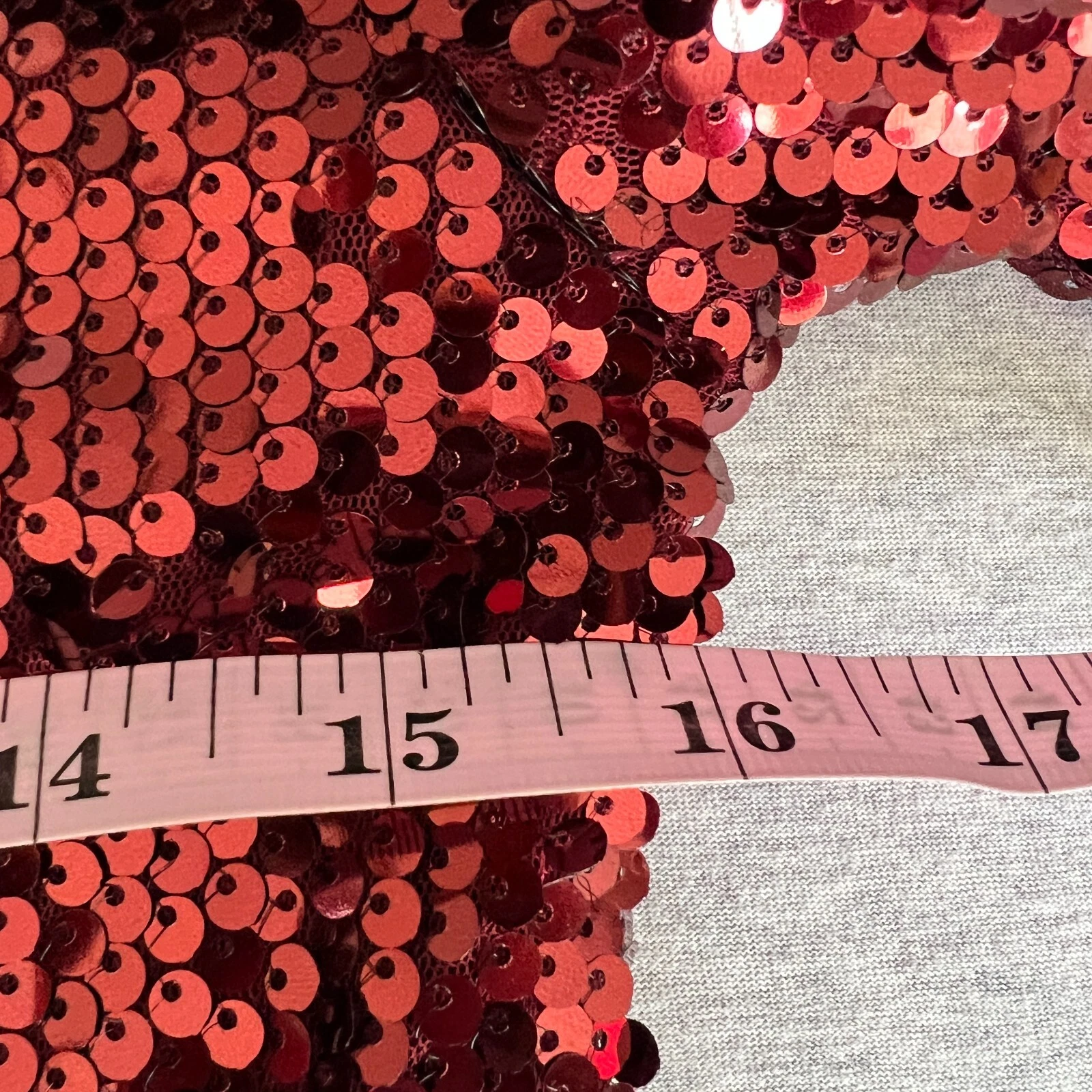 Abito donna paillettes pomodoro volante piccolo rosso elasticizzato San Valentino polsini piuma nuovo con etichetta