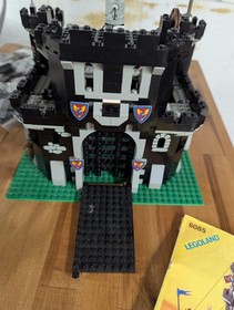 LEGO Castle: Black Monarch's Castle 6085 99% Complete With LOTS of Extras 