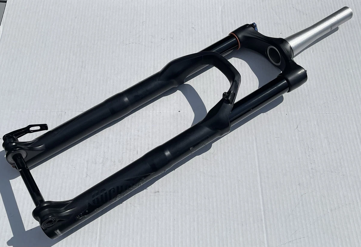 パーツ ROCKSHOX REVELATION RC3 27.5 パーツ ROCKSHOX REVELATION RC3