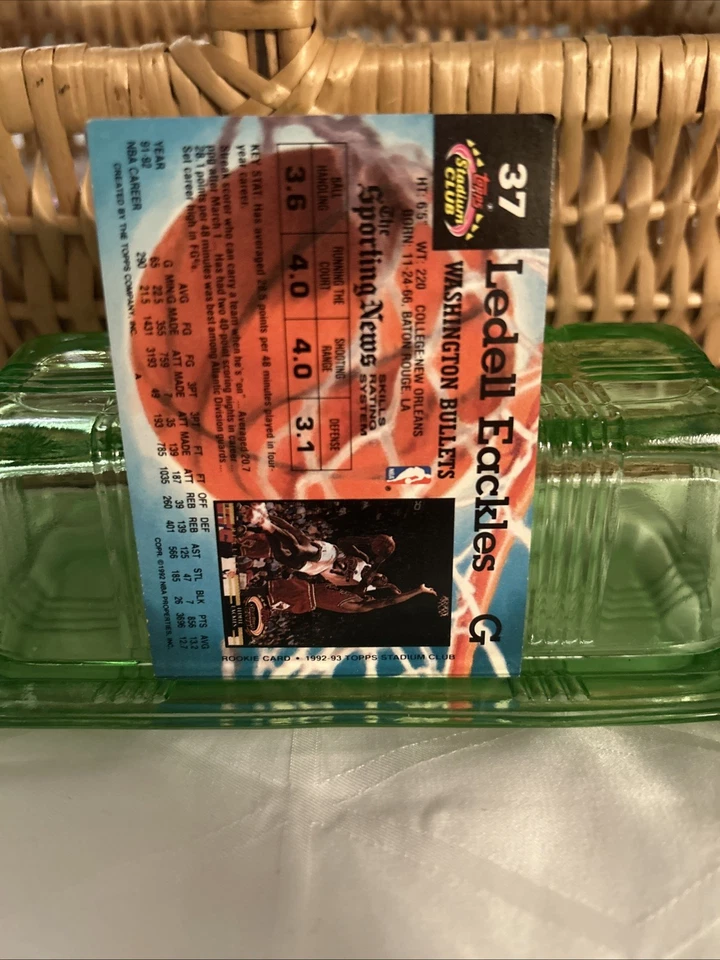 1992-93 Stadium Club #37 Ledell Eackles - Image 2 of 2