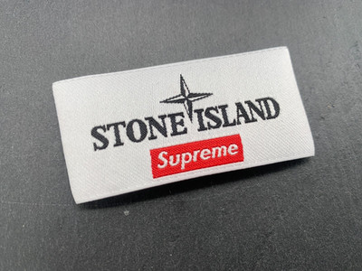 STONE ISLAND X SUPREME KRAGENAUFKLEBER ORIGINAL ERWACHSENE KLEIDUNG 100% 1 STÜCK