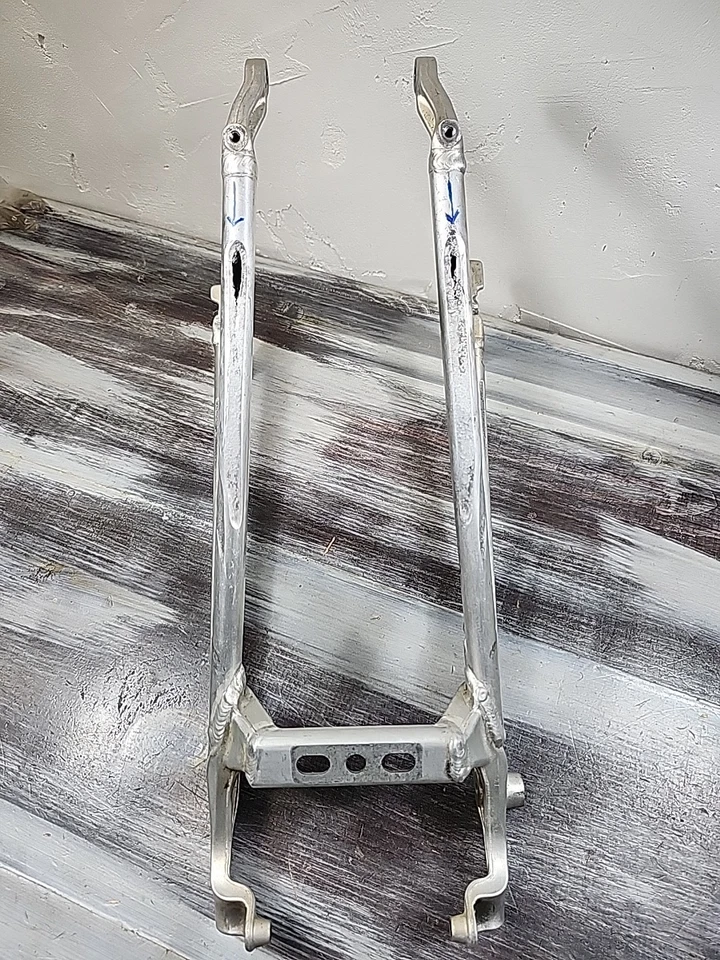 Subchasis trasero Honda CRF450R 2011 2012 50200-MEN-A50 Foto 2 de 4