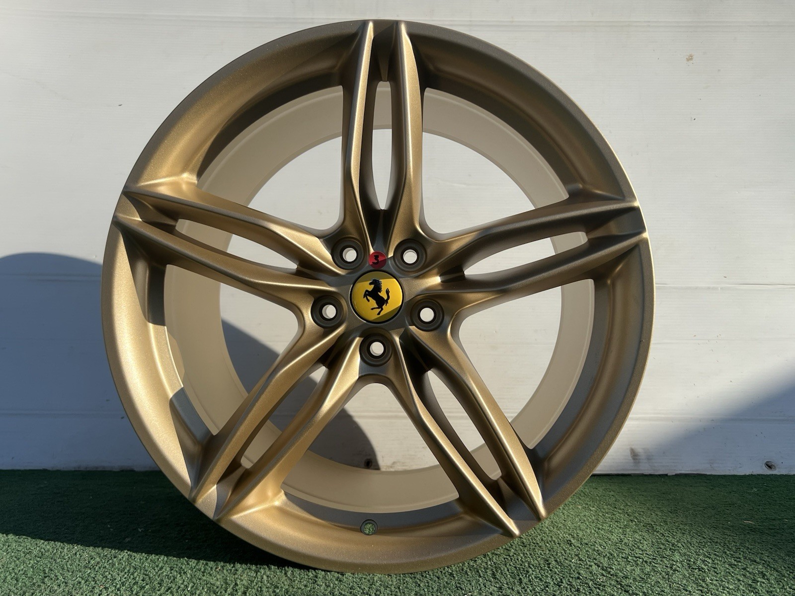 Ferrari 812 Front Wheels Set Gold P/N 324158