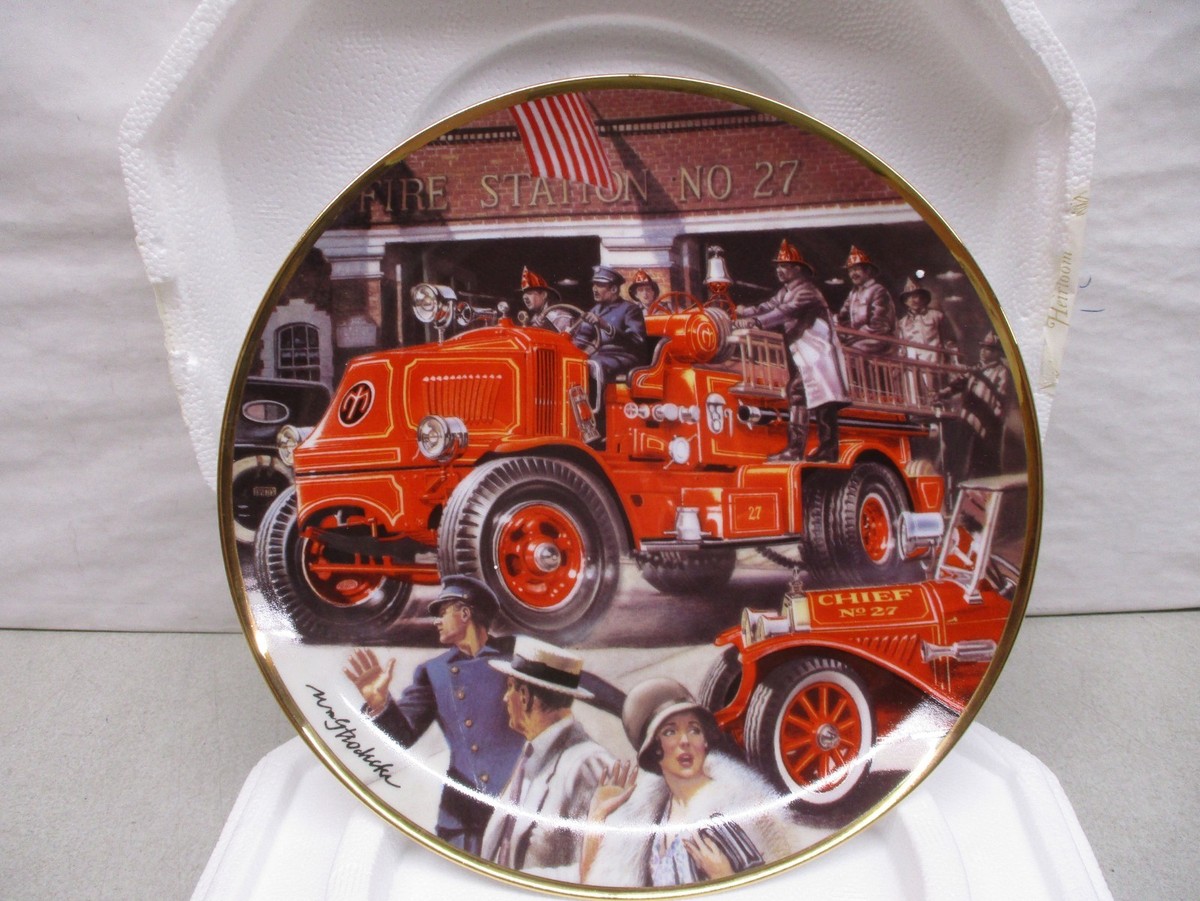 Franklin Mint National Fire Museum Mack Bulldog Fire Engine
