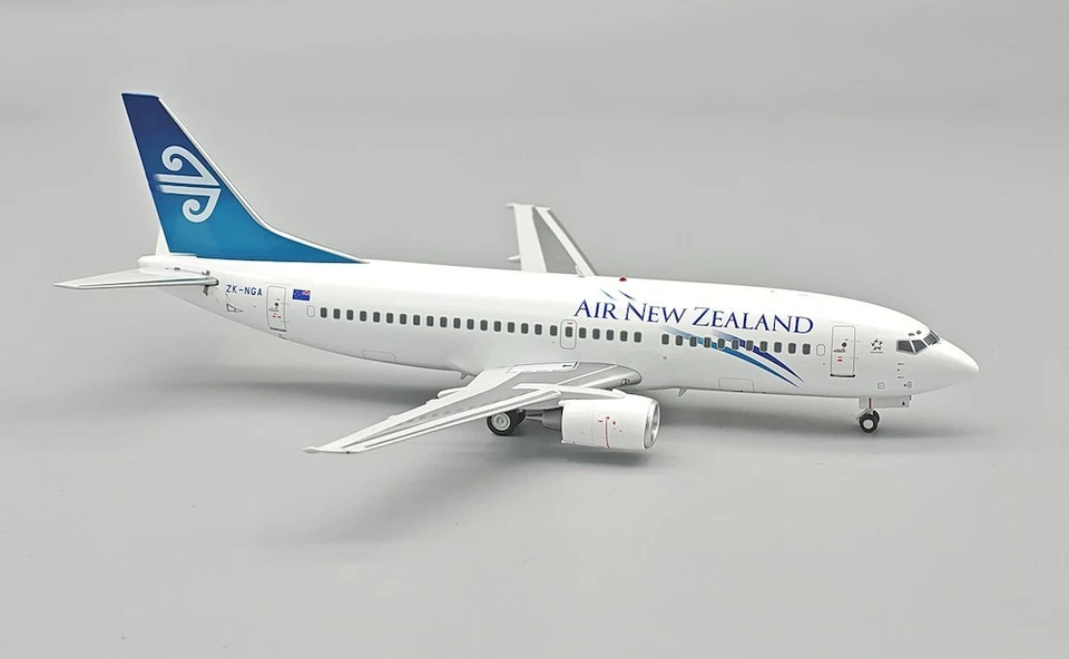 Air New Zealand / Boeing B737-300 / ZK-NGA / IF733NZ0624 / 1:200  *PRE-ORDER* - Image 2 of 2