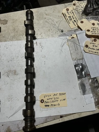 CAMSHAFT *USED*  FIT VOLVO 2316cc B230F SOHC 1984-1993 8250113 *USED* WITH DIST.