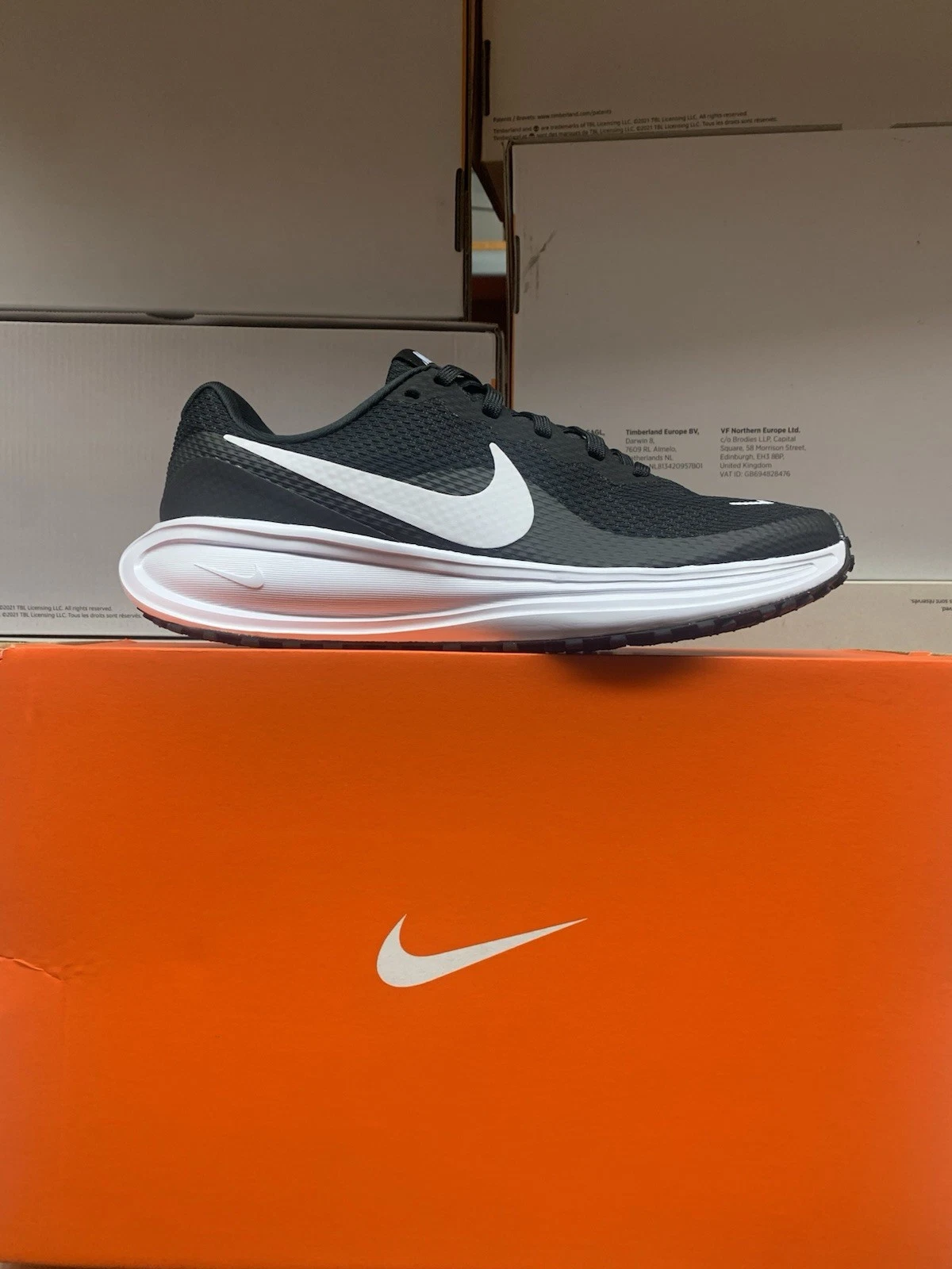 NIKE REVOLUTION 8 Women's NEW Medium Width
