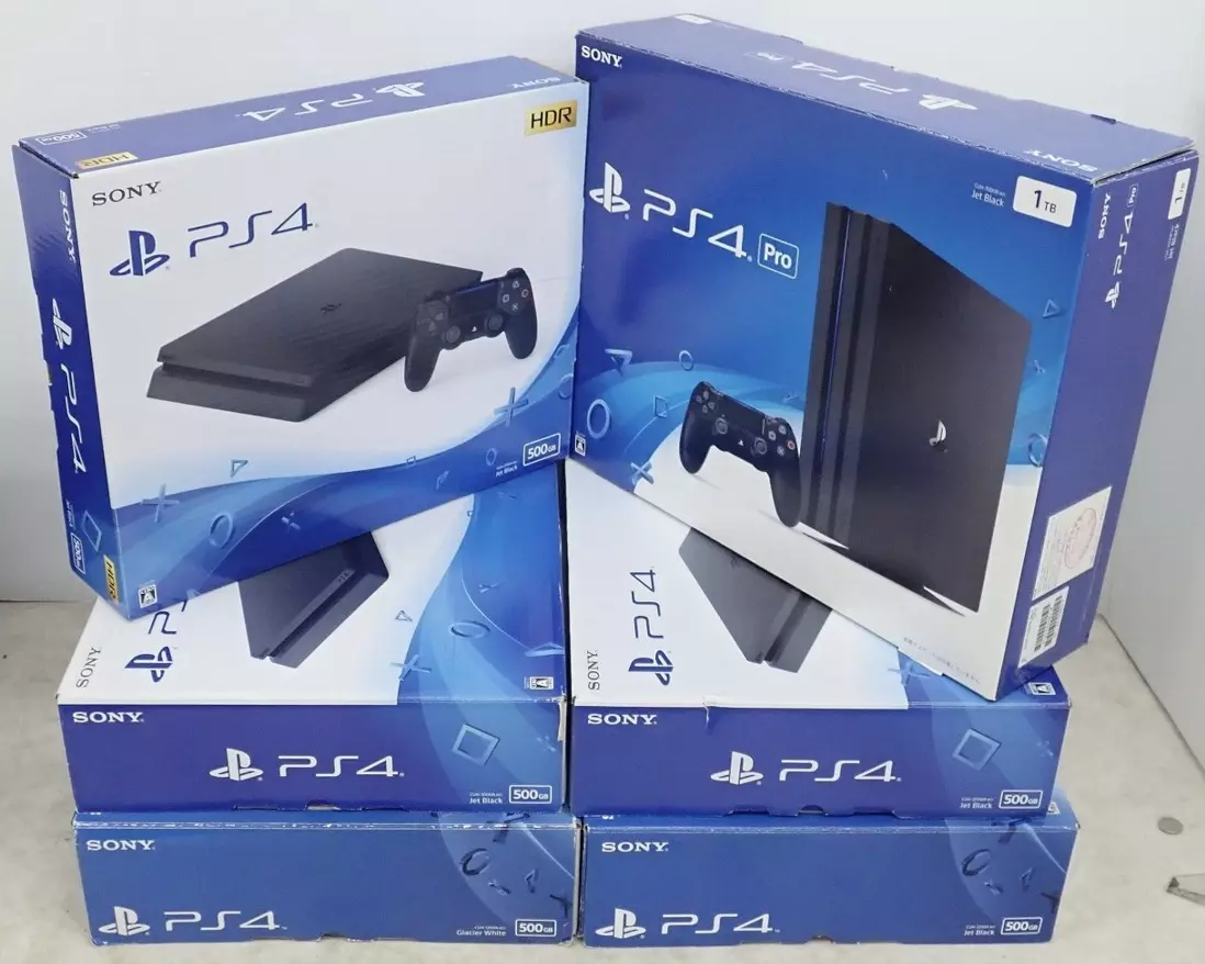 PlayStation 4 Slim de 500 GB e 1 TB e PS4 pro (Ler Descrição