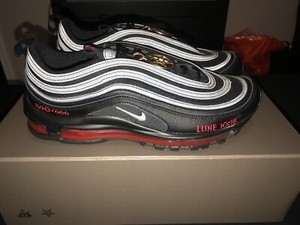 Goutte de sang, série limitée à 666 exemplaires: polémique autour des Nike  Air Max 97 « sataniques »