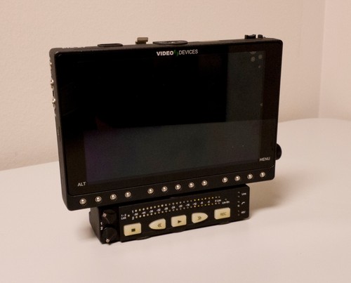Video Devices PIX-E7 Recorder with Speed drive enclosure Video & Audio Recorder