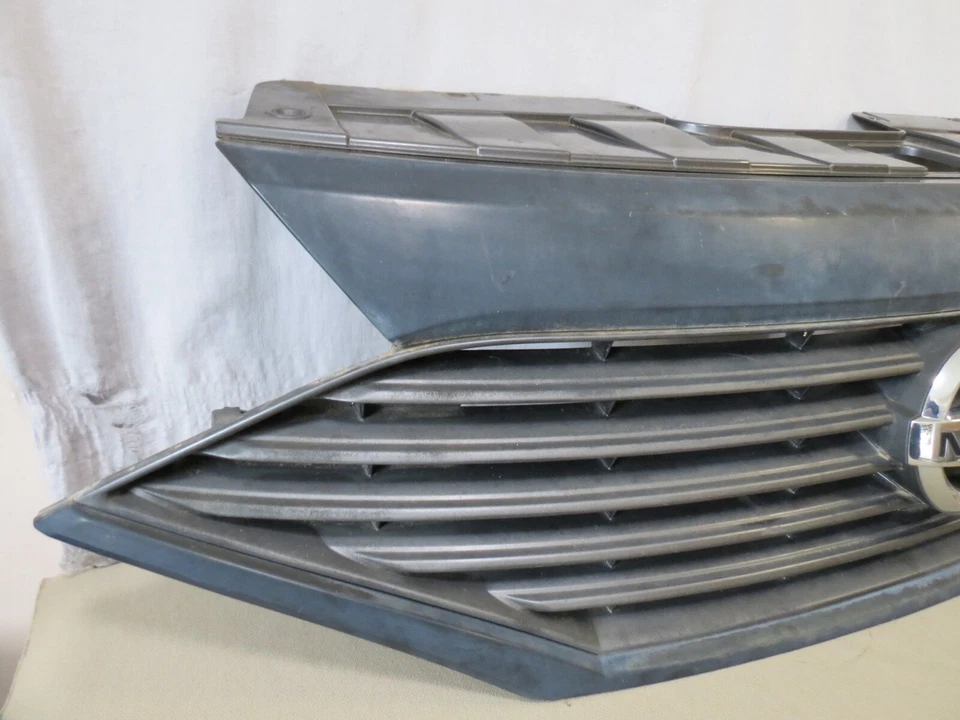 11 12 13 14 15 16 17 2011-2017 Nissan Quest Front Upper Grille Grill Mesh OEM Foto 4 de 4