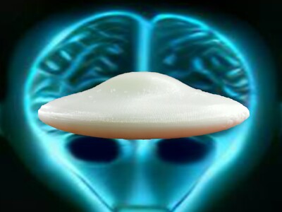 Ufo model ( White ) flying saucer 
