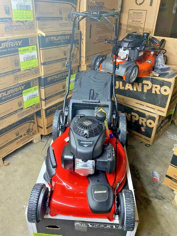 Cortacésped Husqvarna Jonsered 22" autopropulsado 3N1 motor Honda GCV160 de alta potencia  Foto 2 de 4