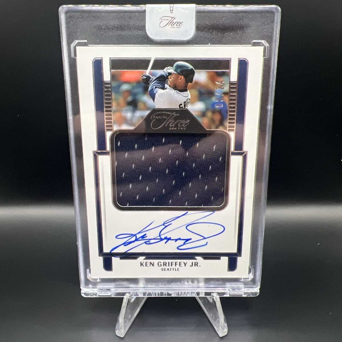 Panini Ken Griffey Jr Baseball Autographed Sports Trading Cards 