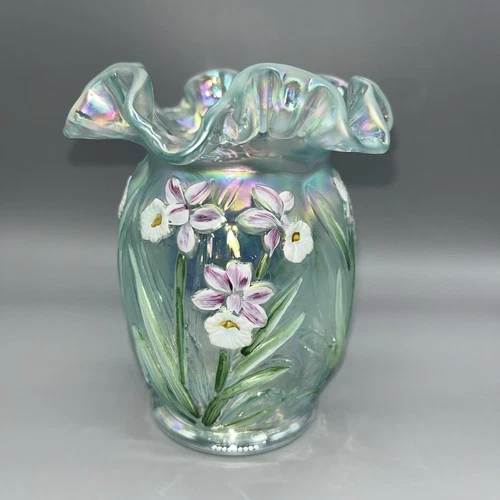 Fenton Sea Mist Green Iridescent Embossed Daffodil Ruffle Vase J Schultz