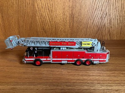 Code 3 Chicago Fire Department E-One Platform Ladder  1/64 Scale (Damaged)