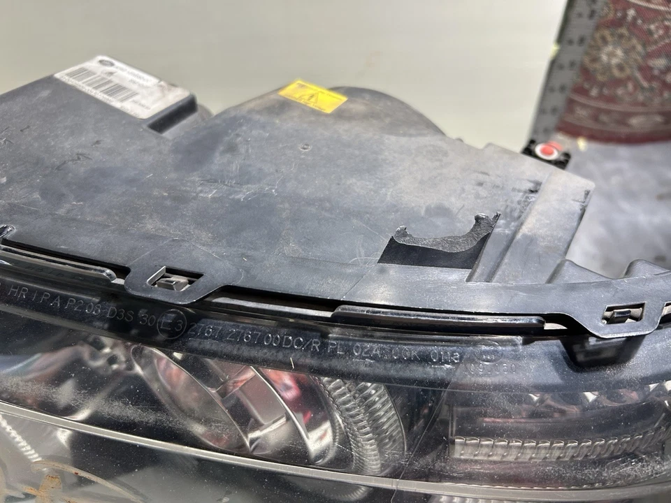 2010 2011 2012 Land Rover Range Rover Left Driver Side Xenon HID Headlight OEM - Image 4 of 4