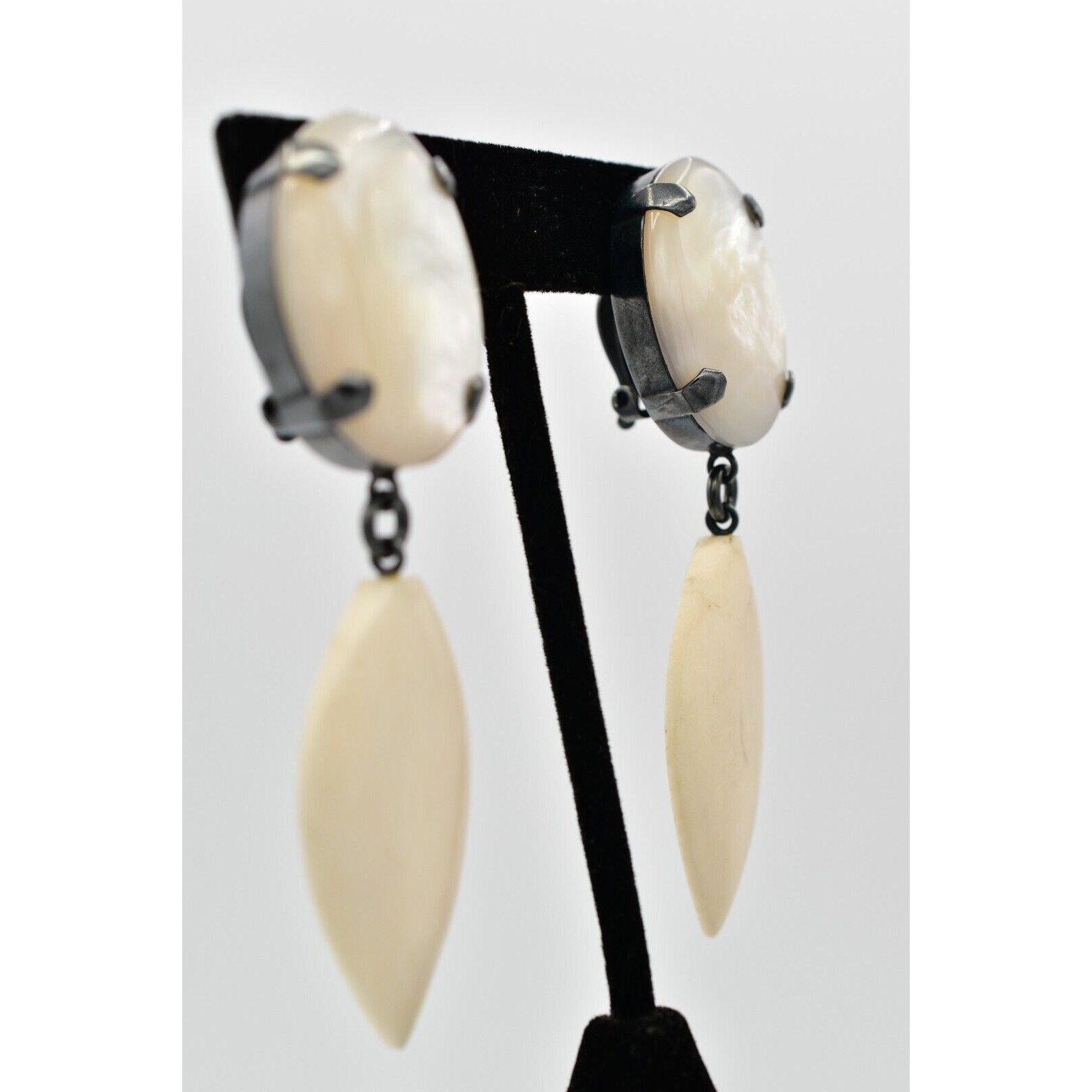 Statement Shell Necklace Clip Earrings Set Abalon… - image 16