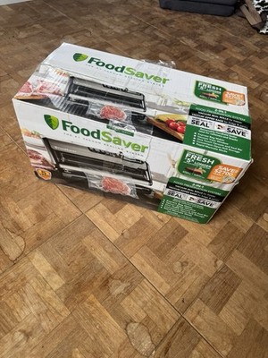 FoodSaver FM5200 Series 2-in-1 Vacuum Sealing System Food Preservation-Pre-Owned