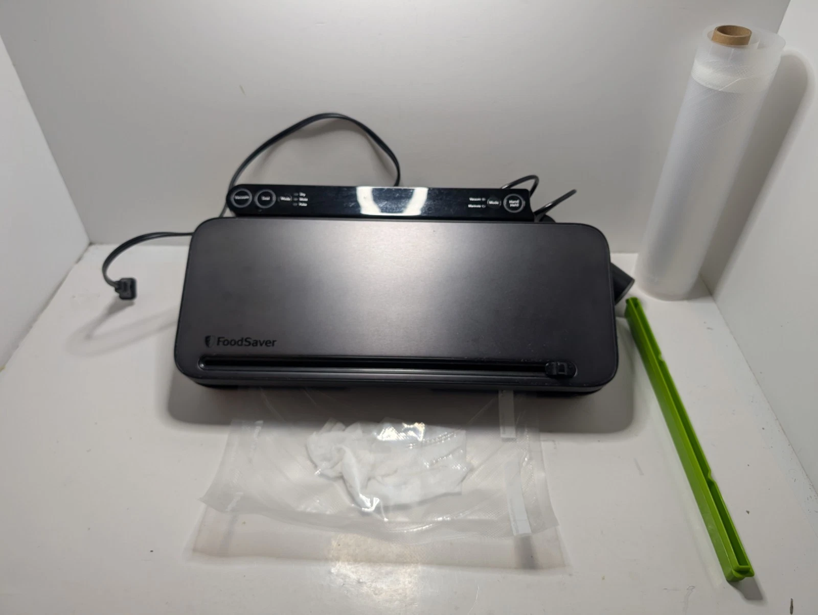 FOODSAVER PREMIER VS3170 VACUUM SEALER Tested Working