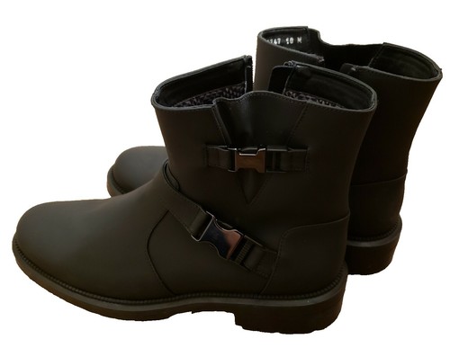 aquatalia ferry leather shooties