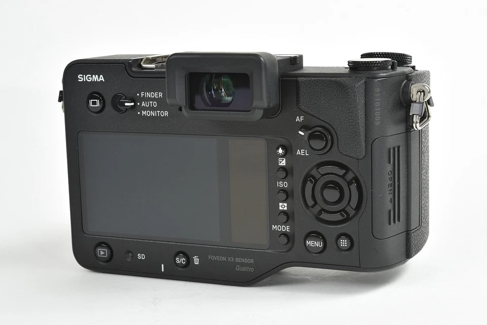 Sigma sd Quattro Mirrorless Digital Camera Body [Excellent] 06-r10 - Image 3 of 4