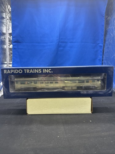 RAPIDO VÍA RAIL CANADA BUDD SKYLINE CÚPULA DE TREN MEDIO, #116048  | Condition: New