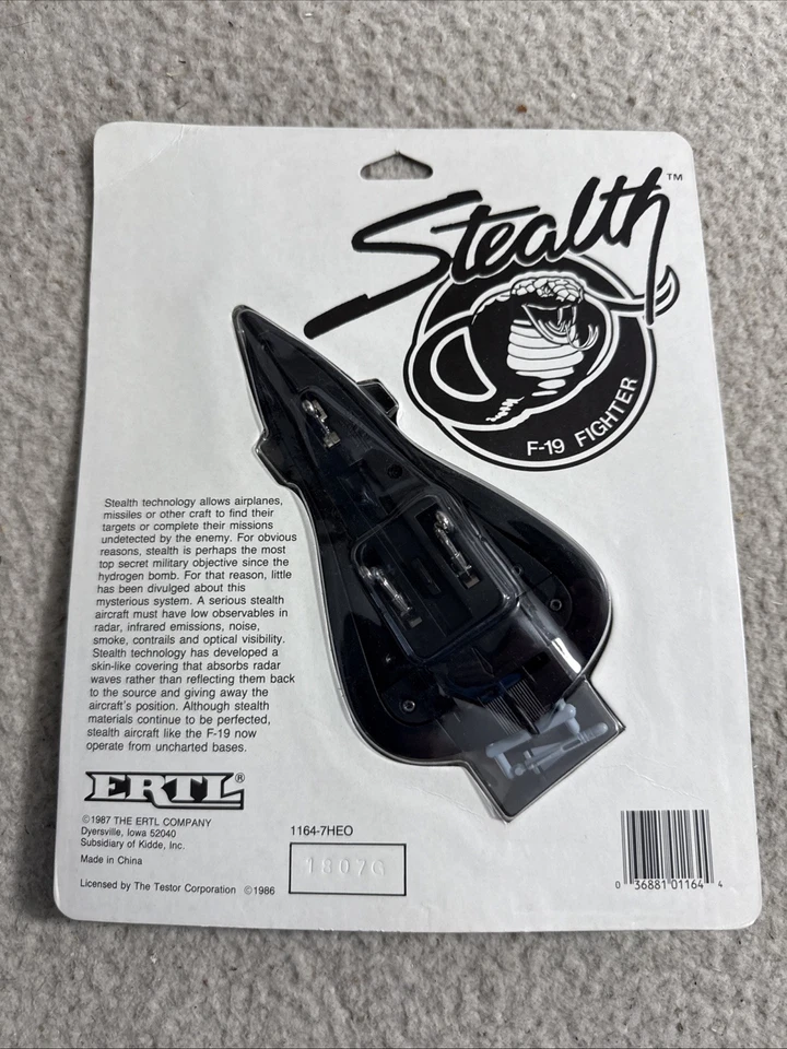 NIP Vintage 1987 ERTL Die-Cast Stealth F-19 Fighter Jet Airplane New On Card - Image 3 of 3