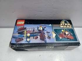 LEGO Star Wars 7104 Desert Skiff and 7110 Star Wars Landspeeder New Old Stock