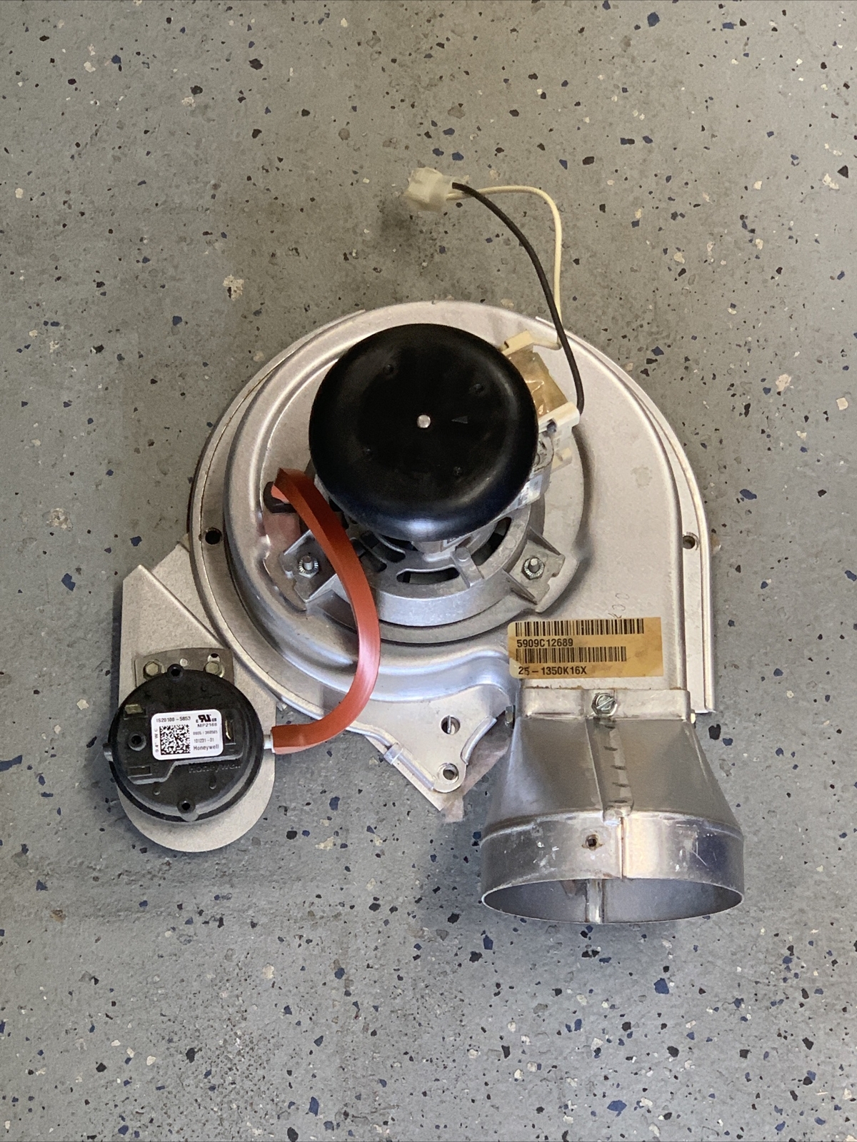 FASCO 71580217E Lennox 251350K16X Combustion Air Blower Assy. for