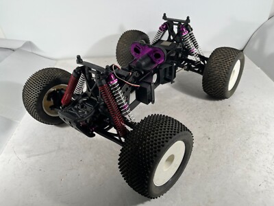 HPI Racing E Savage Electric 1/8 4x4 Monster Truck Roller Slider