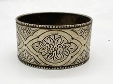 ANTIQUE VICTORIAN VERY NICELY ENGRAVED SILVER PLATE NAPKIN RING