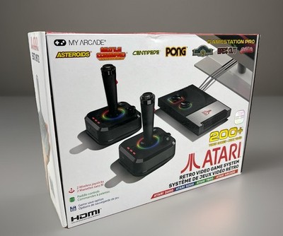 Atari Gamestation Pro with 2 Joysticks and 200 Games