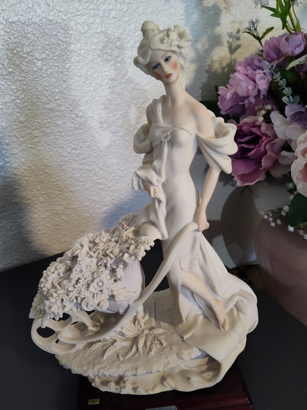 G. ARMANI " ITALY " PORCELAIN FIGURINE STATUE " LADY W/FLOWER CART , MUST SEE💲