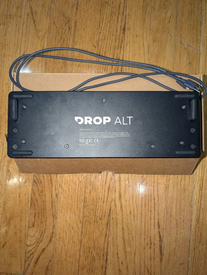 Drop ALT V1 Mechanical Keyboard Black - Halo Clear (65g Tactile) MDX-31827-8 - Image 2 of 4