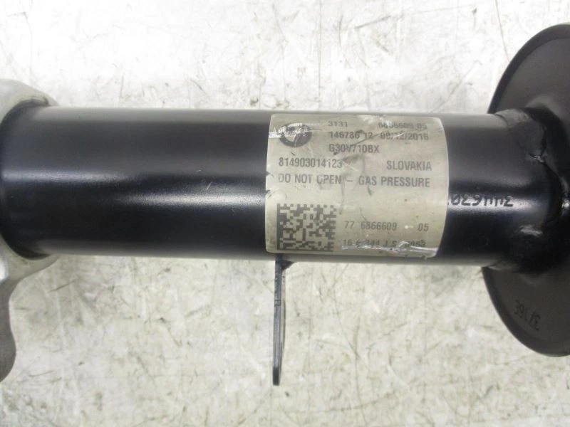 Puntal de conductor delantero AWD sin deporte sin resorte para BMW 540i 5151 17-19 Foto 4 de 4