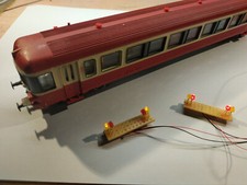 TRAIN .HO. EAD . 5 FEUX. BICOLORE JAUNE ET ROUGE REVERSIBLE . 5 LEDS 1,8 mm