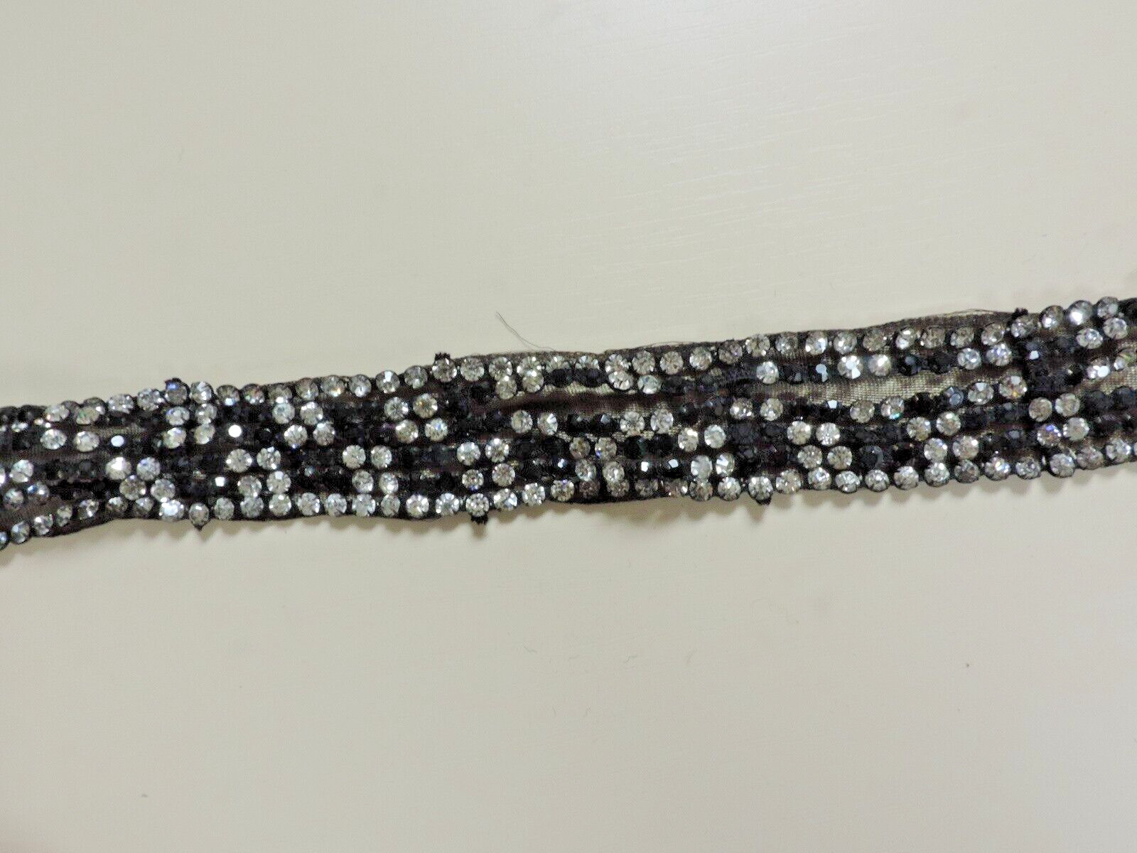 1920s Handmade Fine Thread Beaded Rhinestone/Velv… - image 1