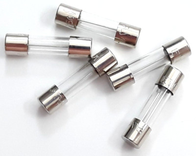 LOT OF 5 LITTELFUSE T 10 A  L 250V LF LITTLEFUSE T10AL 10A 250V SLOW BLOW FUSES