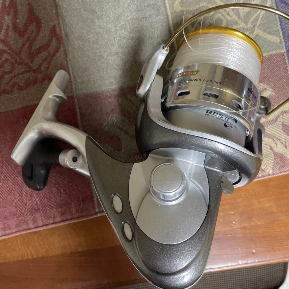 Carretel de pesca Okuma AV65a CL Avenger resistente água salgada RARO - Imagem 4 de 4