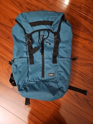 OAKLEY Voyager Backpack FOS900484 Bayberry Water Resistant